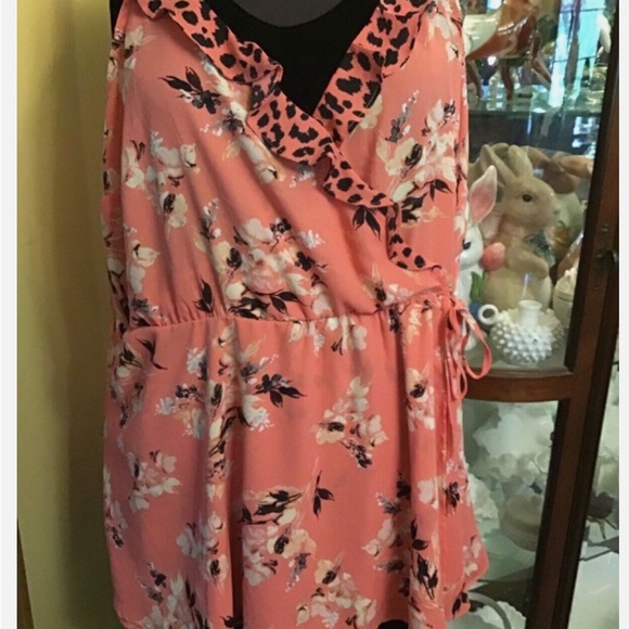 🆕👚AUCTION PRICE Georgette Ruffle Camisole Floral and Leopard Top👩🏻‍⚖️ - Picture 11 of 11